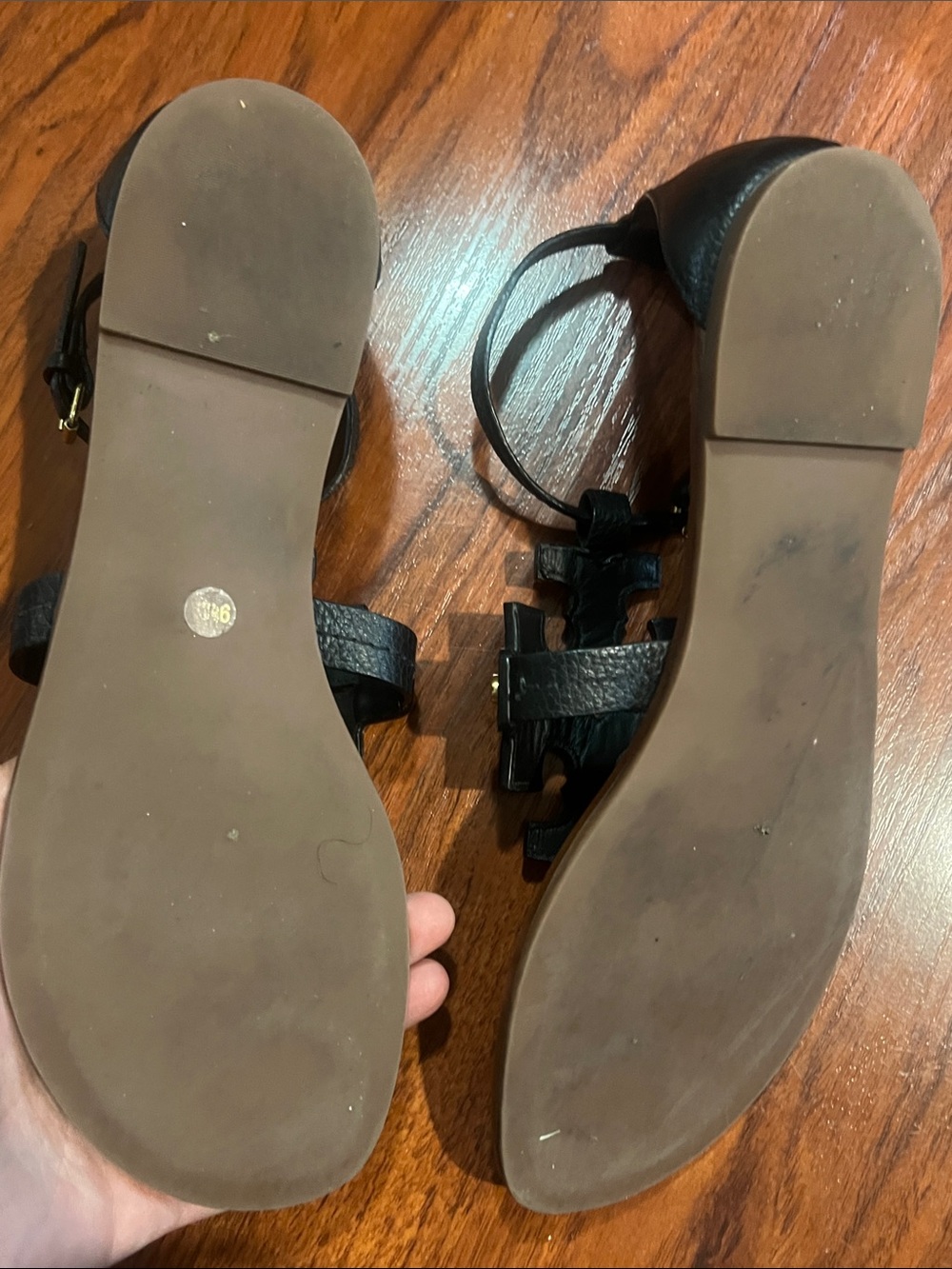 Tory Burch Black Leather sandals 9 1/2 - Picture 6 of 8